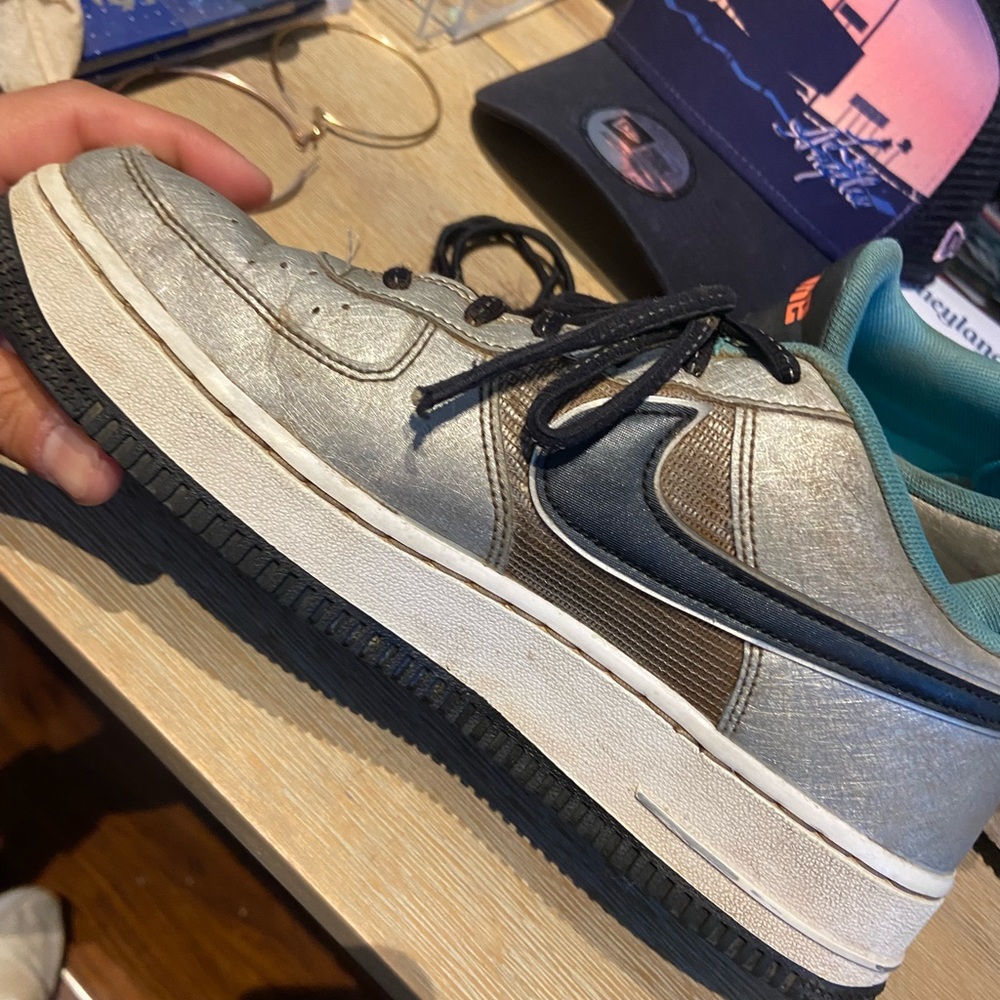 Nike Air Force low top 6youth